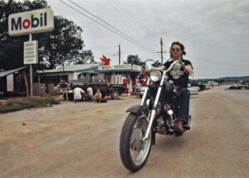 Life in Small-City America In the course of the ’70s