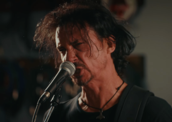 GOJIRA Streams Stay In-Studio Set Celebrating 20 Years Of From Mars To Sirius