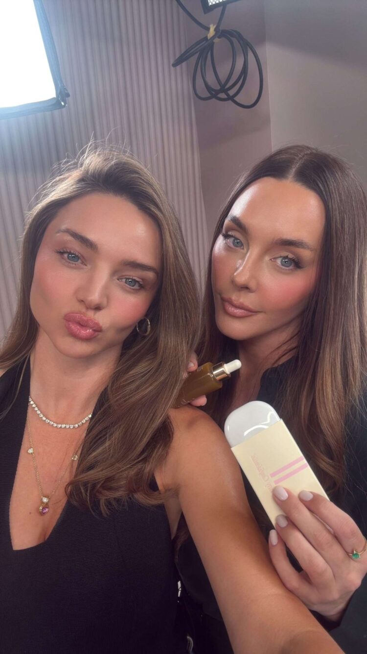 Inside Miranda Kerr’s Self-importance: Her Favourite Skincare Merchandise + The Final TSC x KORA Giveaway