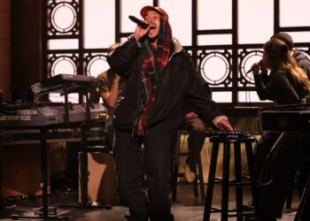 Watch Dijon Carry out “Larger!” and “One other Child!” on Saturday Night time Reside