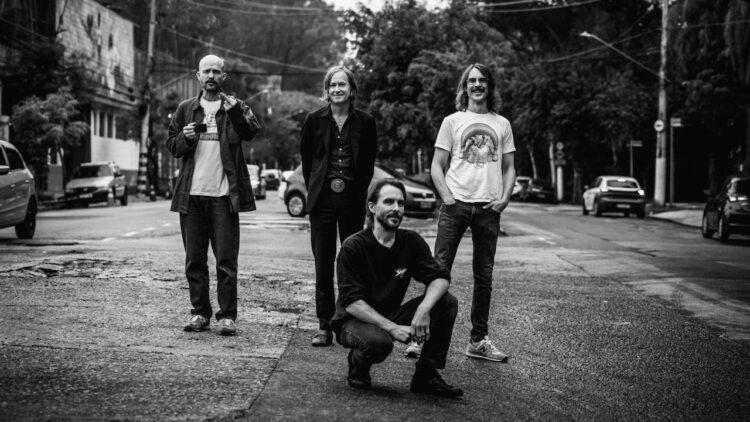 “Refused is useless. Lengthy reside Refused.” Watch one of many biggest hardcore bands ever to do it shut their remaining farewell present with game-changing anthem New Noise