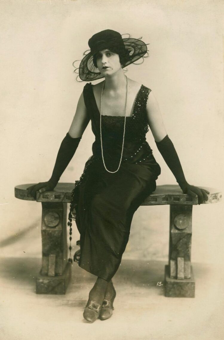 The Lifetime of First World Struggle Drag Star Ross Hamilton – Energetic Historical past