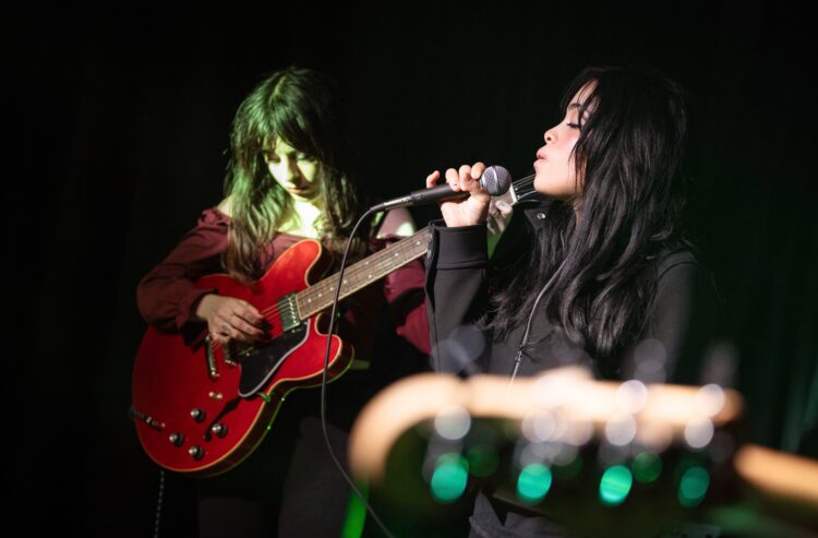 Uncover Your Interior Songwriter on a pointblank Diploma –