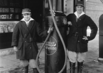 Ladies’s Opposition to the Winnipeg Common Strike – Lively Historical past