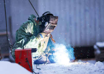 Baton Rouge Refinery Security: Winter Welding Repairs That Can’t Wait