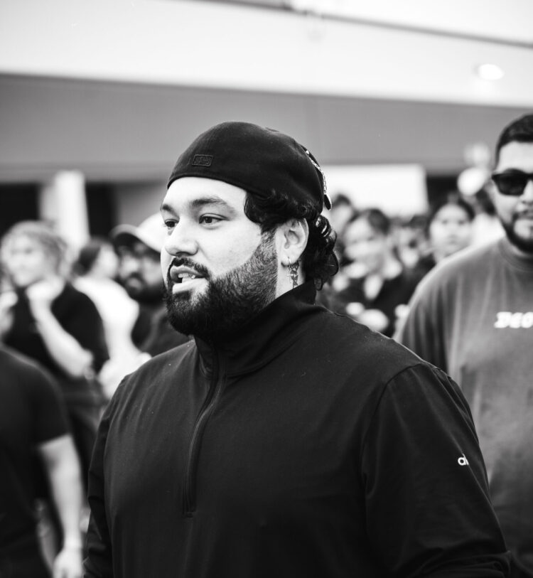 Deorro Hosts Exercise Bootcamp for Youngsters’s Hospital Toy Drive
