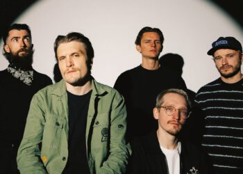 Neck Deep Launch ‘December’ Video Recreation
