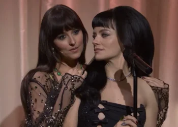 Watch Lily Allen Carry out ‘Sleepwalking’ and ‘Madeline’ on ‘SNL’