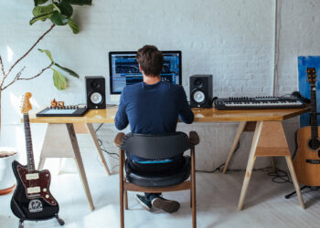 $0 to professional studio: your first 5 music manufacturing instruments that change $3,000 of drugs