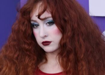 Chappell Roan admits 2025 was ‘hardest 12 months’ of her life – Music Information