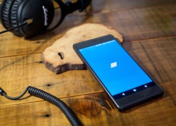 Bandcamp bans AI-generated music – music group reacts