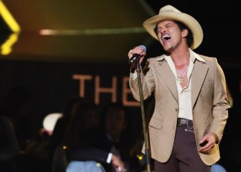 Bruno Mars to Carry out at 2026 Grammys