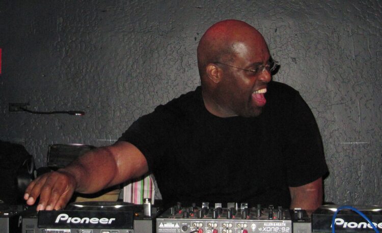 By no means-Earlier than-Heard DJ Combine From Home Pioneer Frankie Knuckles Drops: Pay attention