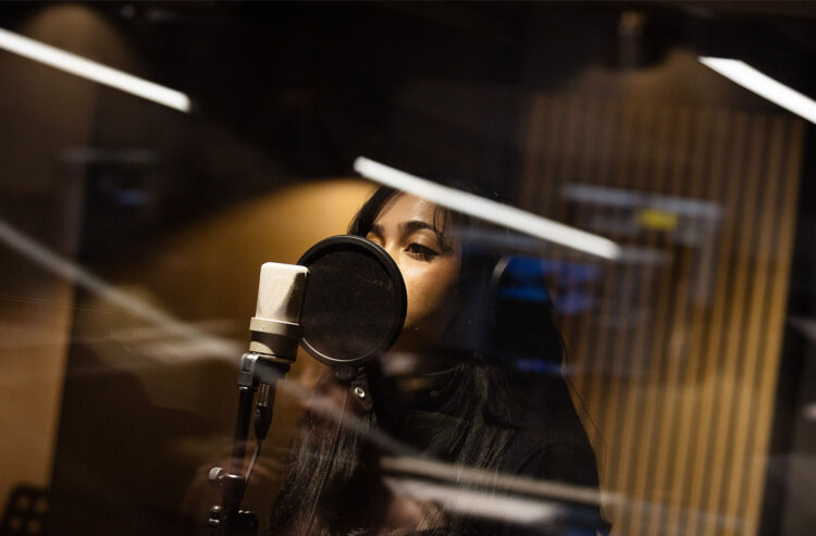 The Energy of Vocal Harmonies in Tune Manufacturing –