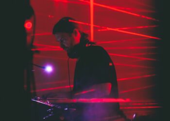 Aphex Twin Overtakes Taylor Swift in Month-to-month YouTube Listeners