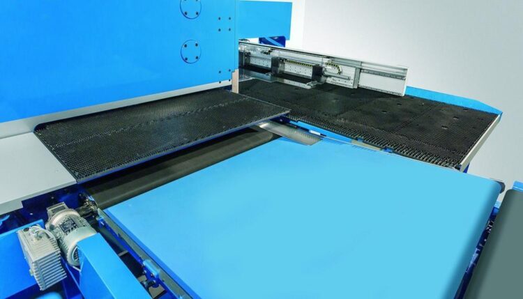 Diseño de chapa metálica para la cizalla punzonadoras