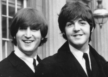 Ken Scott on John Lennon, Paul McCartney, and the Lovely Contradiction on the Coronary heart of The White Album