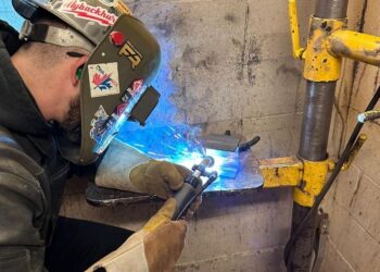 Utilizing acoustic sensing and AI to detect MIG welding defects