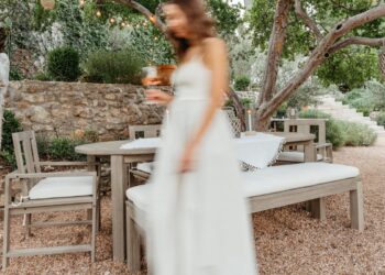 What That Glass of Wine Does to Your Physique