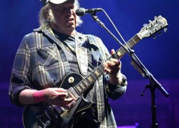 Neil Younger cancels European tour – Music Information