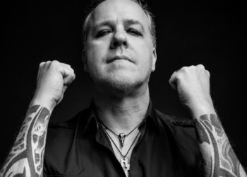 BURTON C. BELL Will not Signal Any Copies Of His Remaining FEAR FACTORY Album, Reveals There Was One other Model