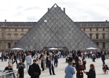 Louvre Faces €10M Loss After A long time-Lengthy Ticket Fraud Busted
