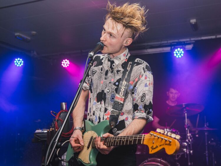 Look Mum No Pc to characterize the UK at Eurovision