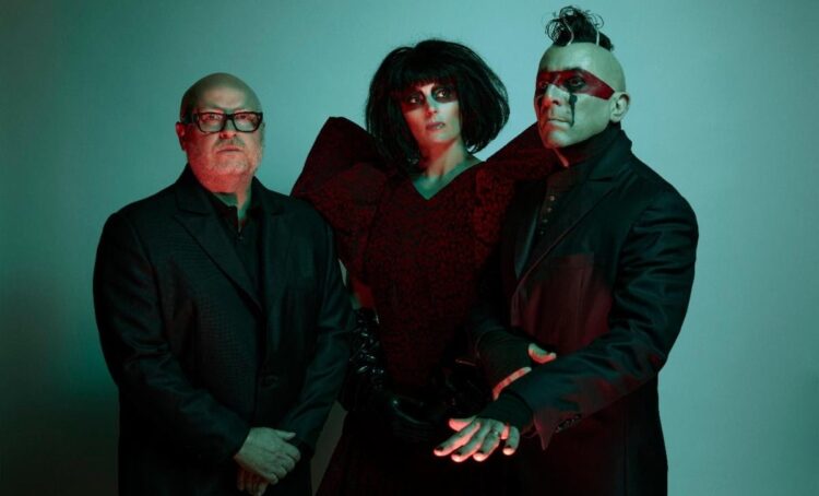 MAYNARD JAMES KEENAN Takes Intention At Fundamentalist Extremism, Discusses PUSCIFER’s New Album, Regular Isn’t