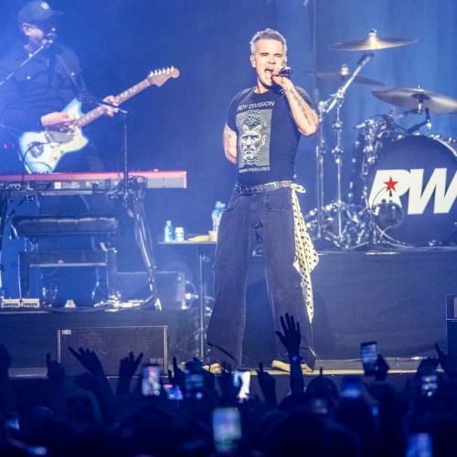 Robbie Williams delivers masterclass finale for BRITs Week 26 at Manchester’s Aviva – Music Information