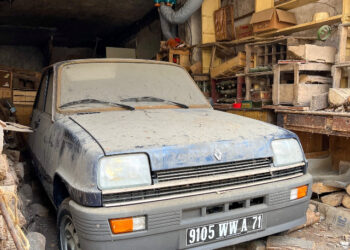 A Model New 1982 Renault 5 TL Has Been Present in a Barm » Design You Belief — Design Day by day Since 2007