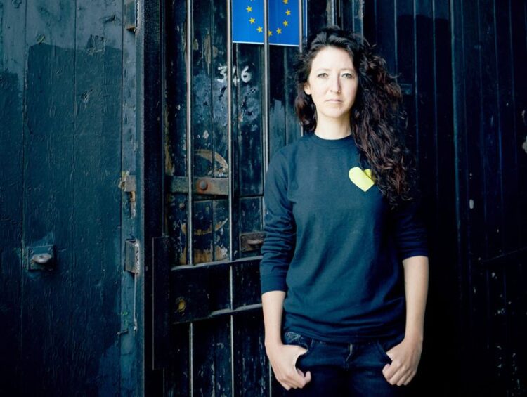 How artist Sarah Boris turned a easy e-mail right into a e-book of collective intentions