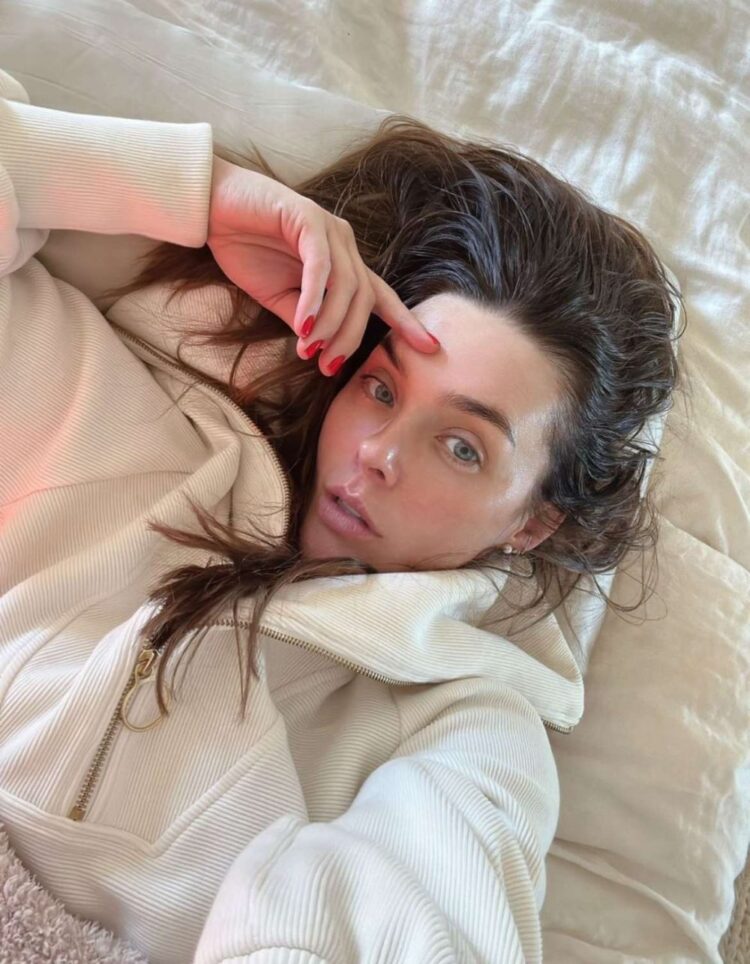 Brighten & Agency Your Face in 30s