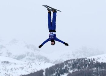11 of the Winter Olympics’ most placing photographs