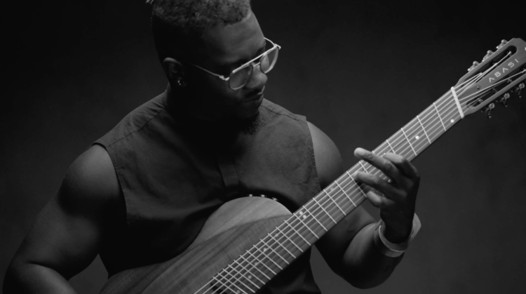TOSIN ABASI Drops New Unique Observe “In Umbris”