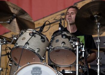 Foo Fighters agreed to not give Josh Freese particulars about causes for firing – Music Information