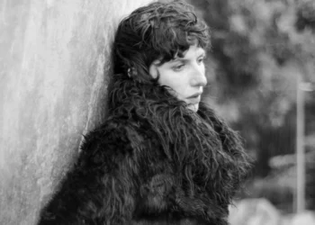 Aldous Harding Publicizes New Album ‘Prepare on the Island’, Shares New Track ‘One Cease’