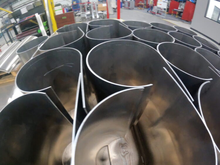 Superior Steel Fabrication High Supplies for Sturdy Curved Plates