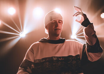 Ian Snow Finds Readability within the Rush of His New Single, ‘Circulate State’