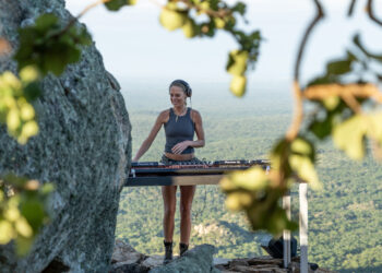 Nora En Pure Marks ‘Purified 500’ With DJ Set in South African Massive 5 Recreation Reserve: Watch