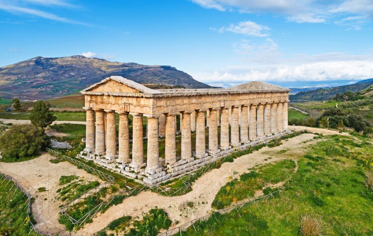 Historical Greek Temple in Sicily to Host New Digital Music Competition, Aura
