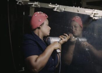 How Fordism and Taylorism helped carry girls into wartime manufacturing