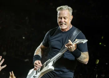 Metallica’s James Hetfield Received Engaged Over The Weekend Through An Underwater Proposal