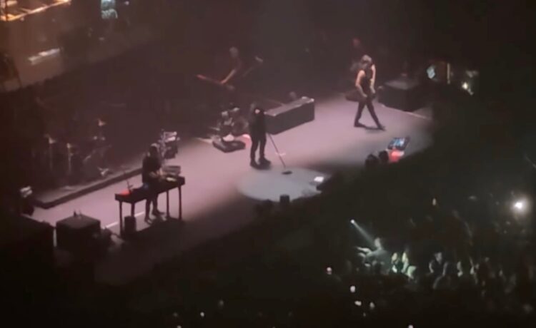 NINE INCH NAILS Halt “Harm” To Eject Two Preventing Followers: “We’re Not Right here For This, Man”