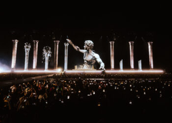 Cellphone-Free Occasions Are Up 567% as Digital Burnout Worsens