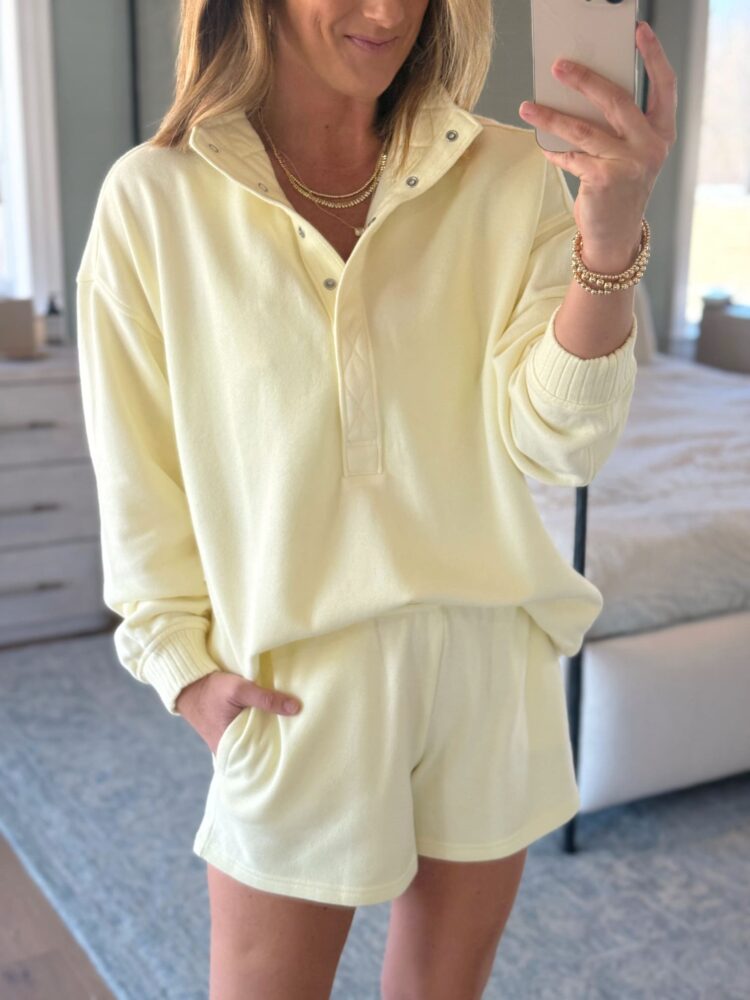 Summer time Sweatshirts We’re Loving – Residing in Yellow