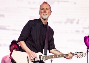 No Doubt Guitarist Reveals Parkinson’s Analysis