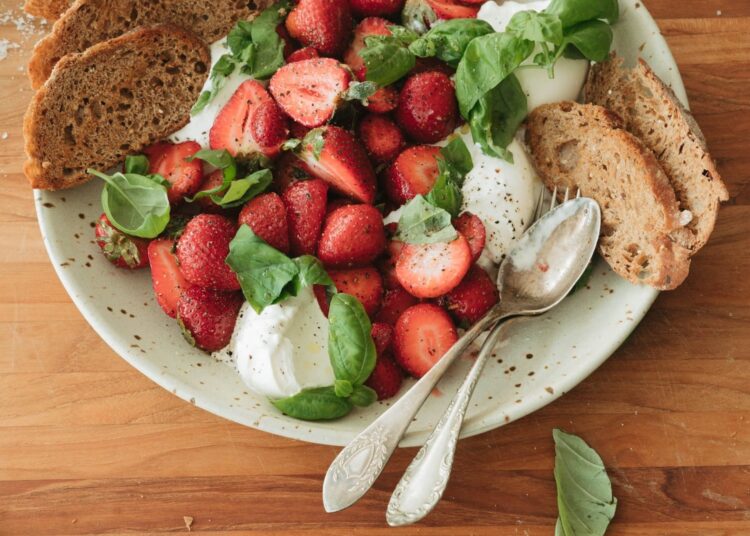 20 Recent Spring Salad Recipes (Wholesome, Simple, and Protein-Packed)