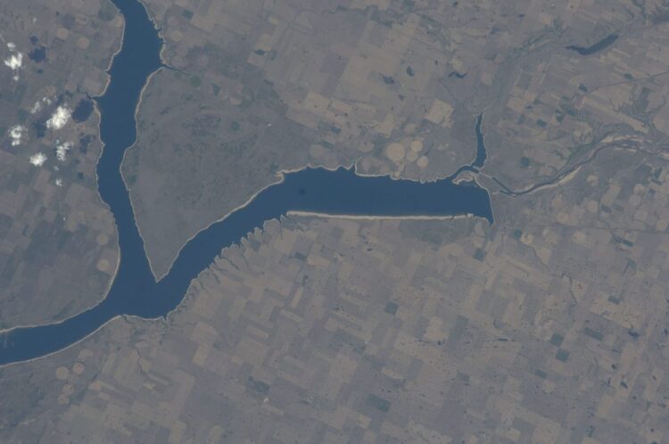 Lake Diefenbaker and the Nice Acceleration on the Prairies – Lively Historical past