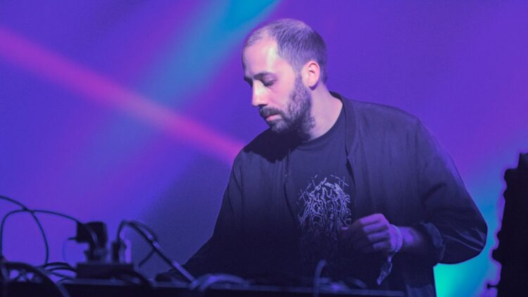 Gold Panda Readies New Album Ton Up
