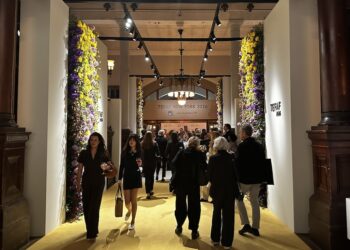TEFAF New York 2026 Opens With Sturdy Crowds and Optimistic Sellers